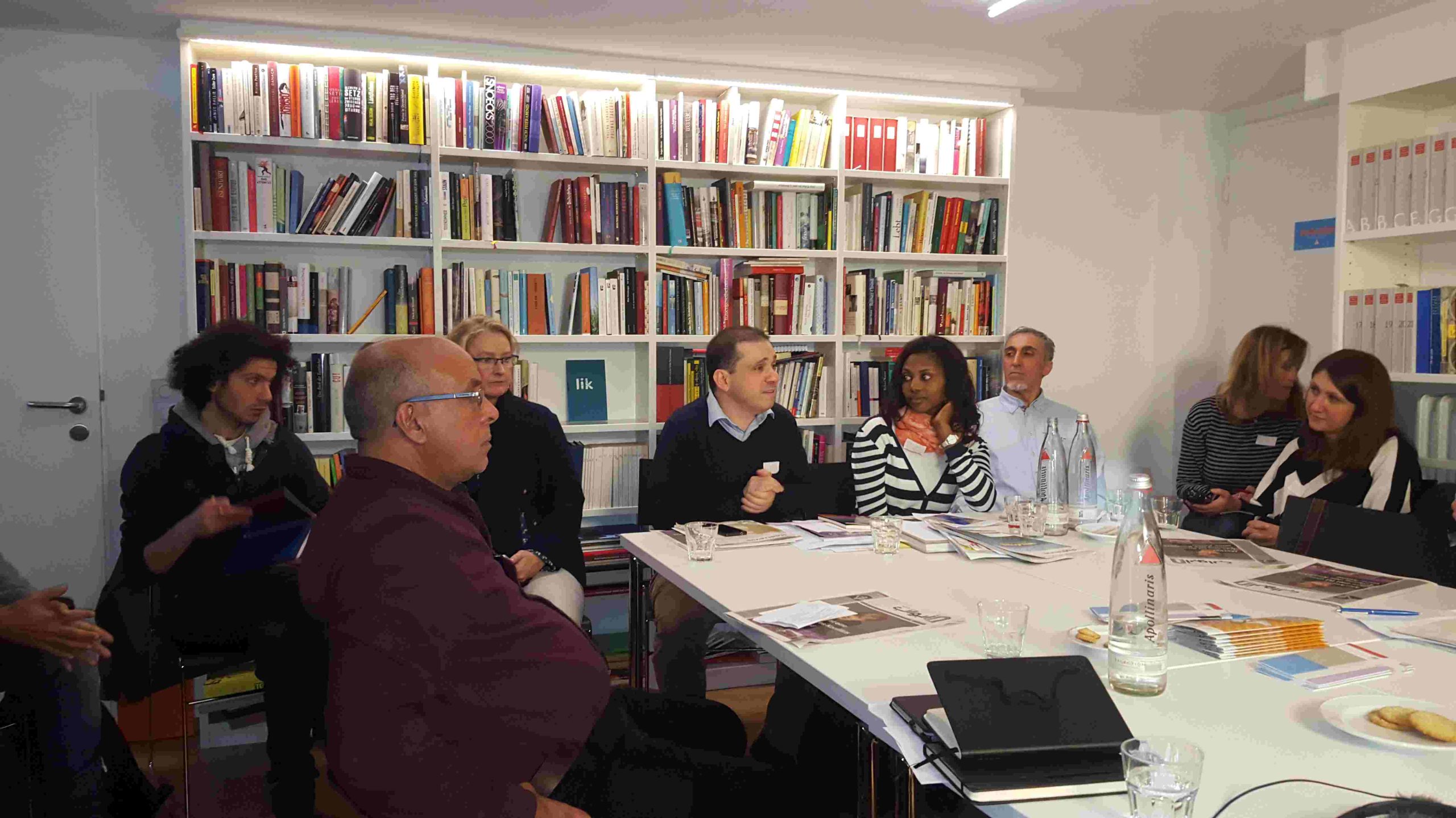Impression von einem Treffen des Autor:innen-Cafés – Aufnahme 1